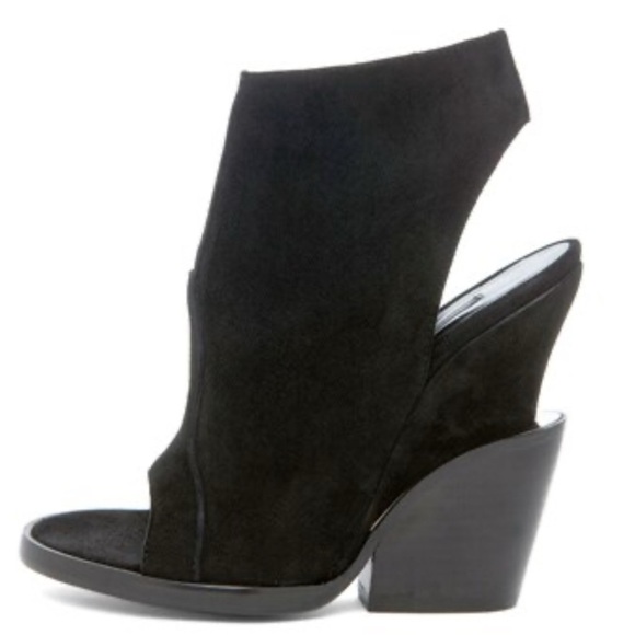 Theyskens theory Black Suede Women's Wedge size 7 - Picture 1 of 8